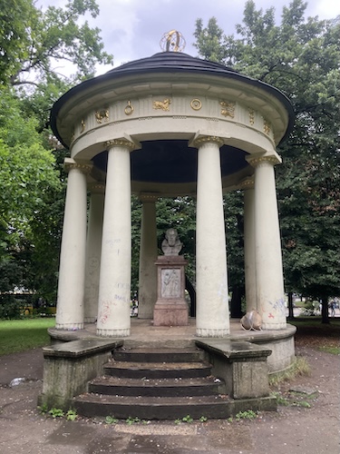 Johannes Kepler Denkmal
            Regensburg